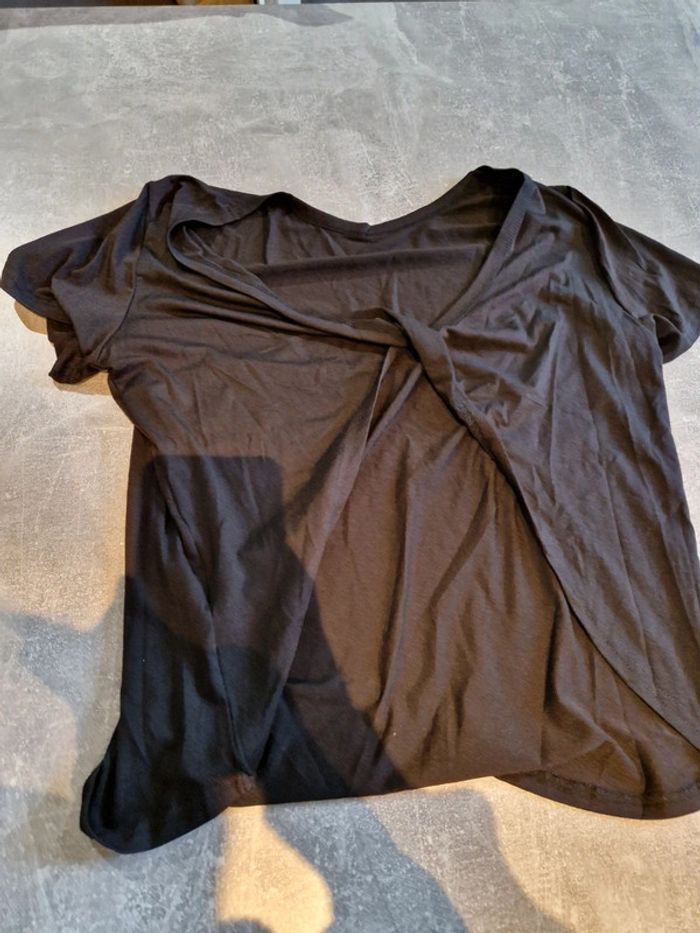 T-shirt dos nu - photo numéro 2