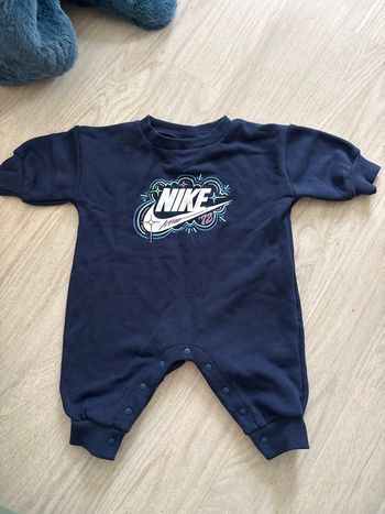 Combinaison Nike 3 mois 