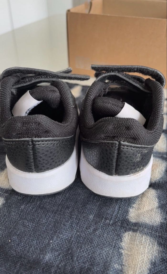 Basket adidas garçon - photo numéro 1