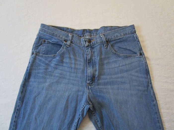 Jean homme Wrangler coupe droite straight taille 44 W34 L29 Bleu (J271) - photo numéro 3