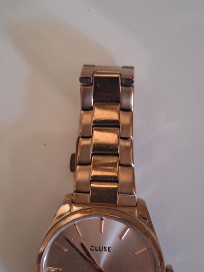 Montre Cluse dorée - photo numéro 9
