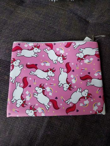Pochette licorne rose neuve