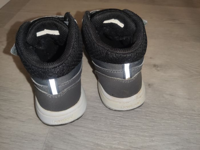 Baskets chaussures rando Decathlon pointure 31 - photo numéro 2