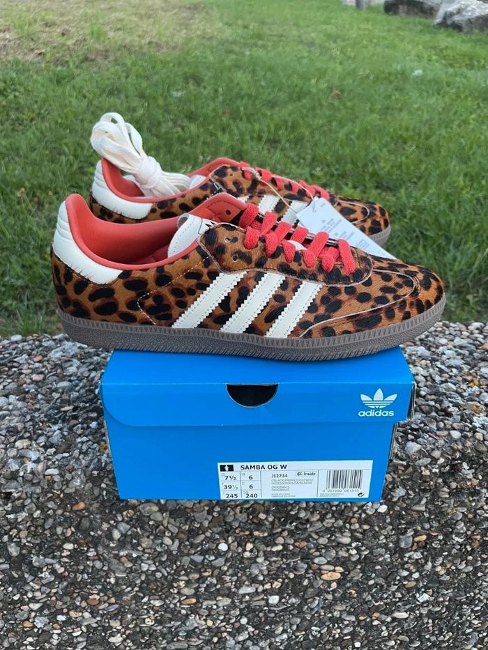 Adidas Samba OG léopard Rouge  Taille 41 - photo numéro 3