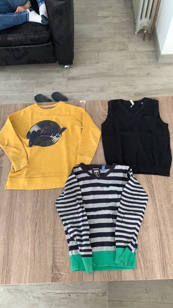 Lot de trois pulls