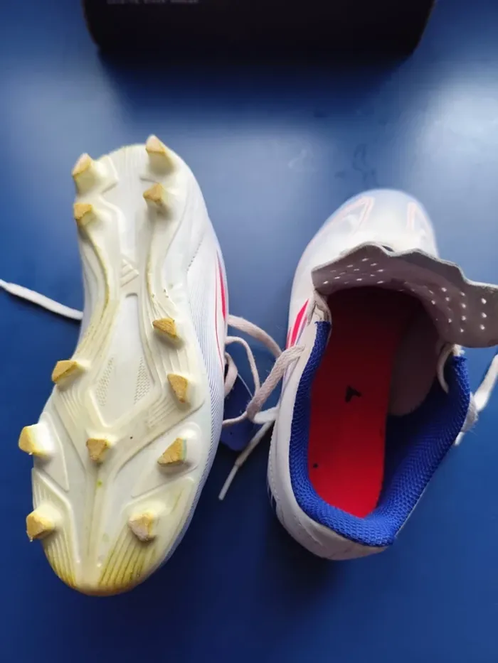 Chaussures foot - photo numéro 2
