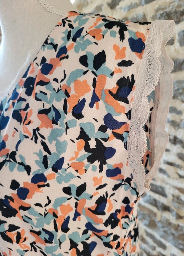 Blouse manches courtes à motifs et dentelle écrue corail et bleu turquoise Pull&Bear Taille 42 - photo numéro 5