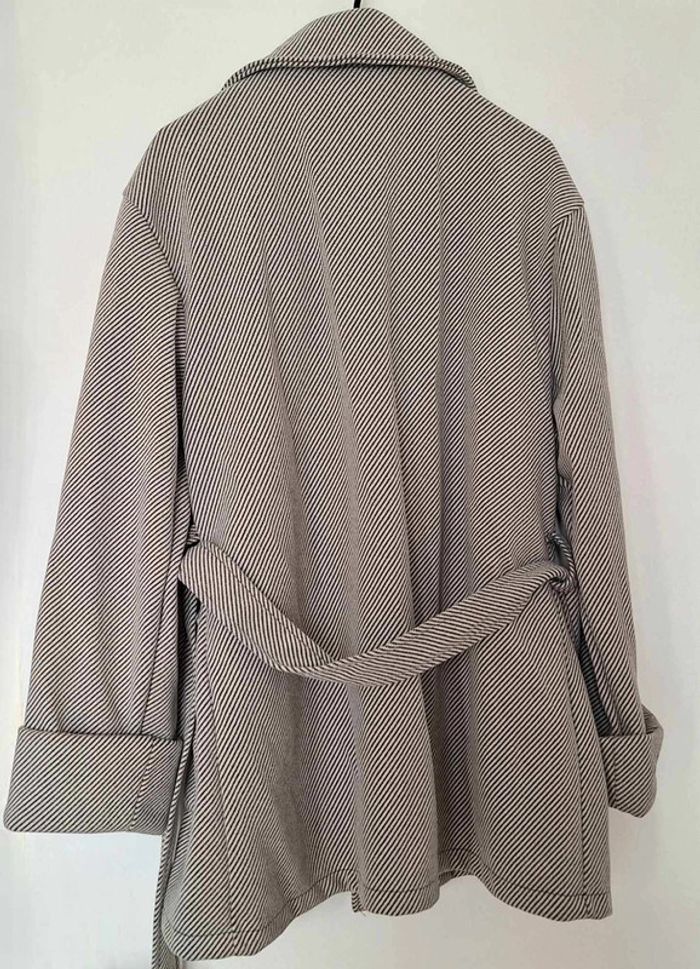 veste manteau ligné à boutons Made in Italy - photo numéro 4