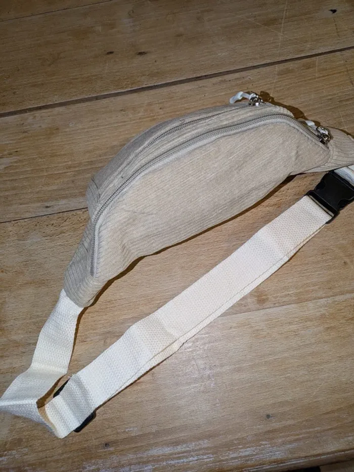 Banane en velours beige – Stylée & pratique - photo numéro 11