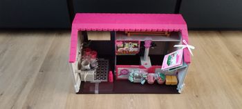 Maison de poupée équestre Lori