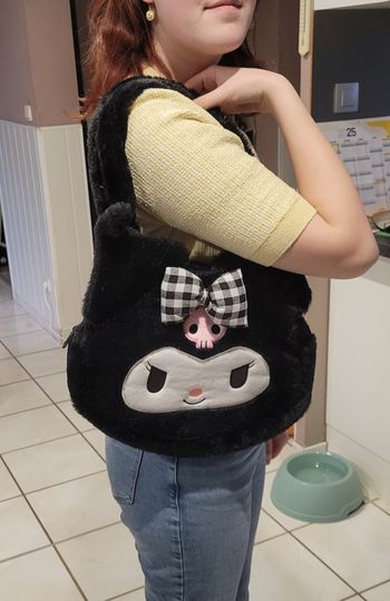 sac kuromi noir tout doux