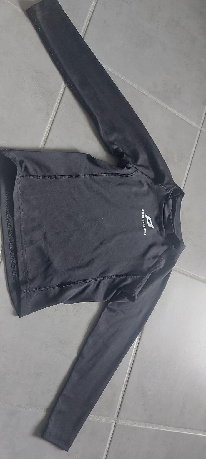 Ensemble de sous vêtements taille 5/7 ans - photo numéro 3