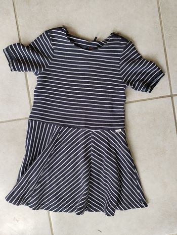 Robe IKKS, taille 5 ans