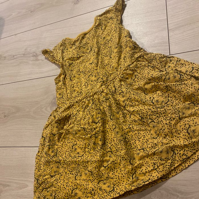Robe primark 3 ans - photo numéro 2