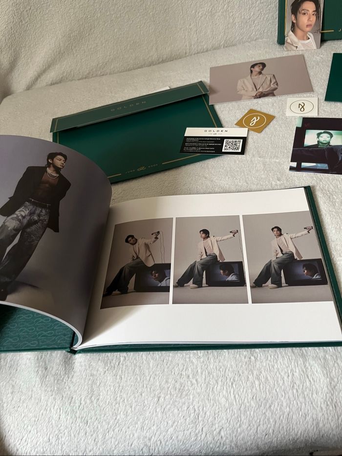 Album Golden Jungkook bts - photo numéro 7