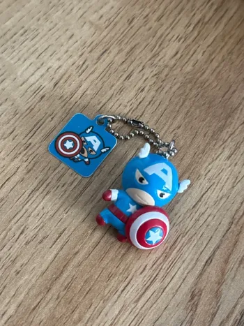 Captain america figurine