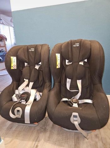 Siège auto britax Max way