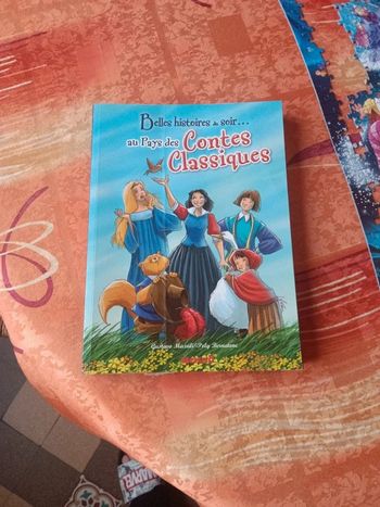 Belles Histoires du soir au pays des contes classiques