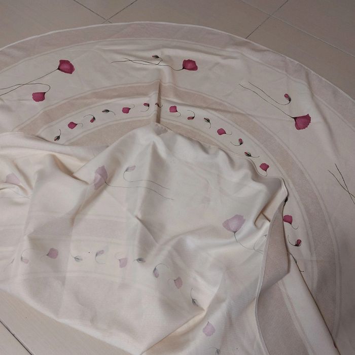 Nappe ronde beige à fleurs - photo numéro 3