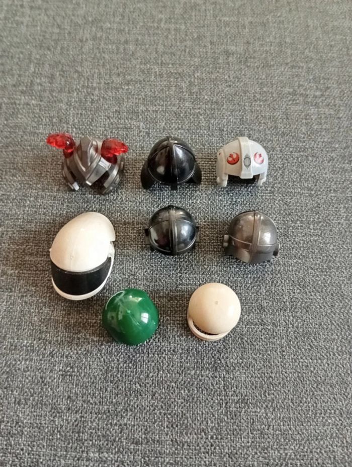 8 casque figurines lego