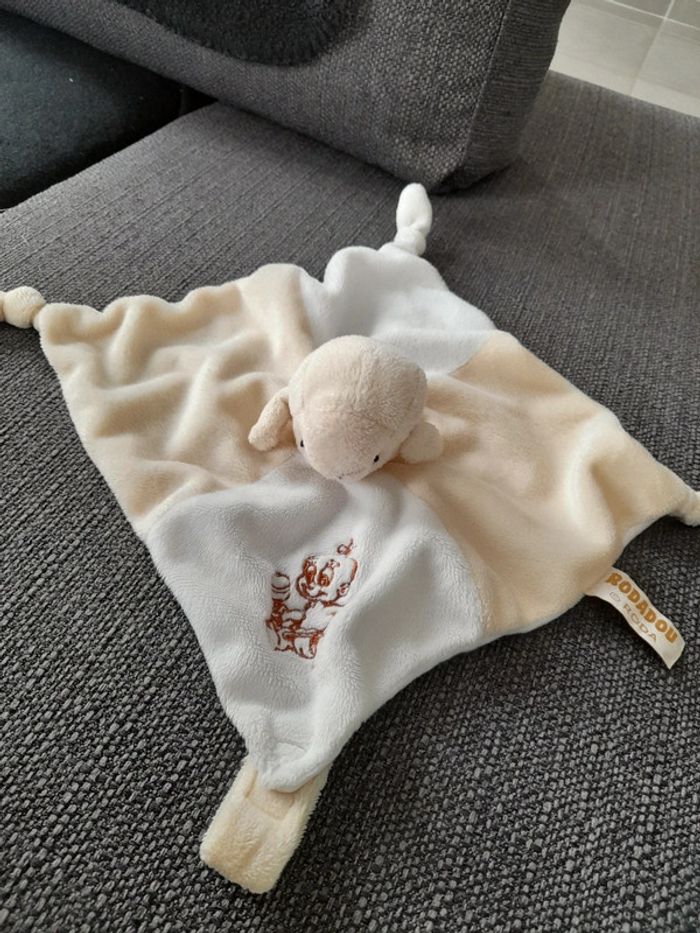 Doudou rodadou mouton