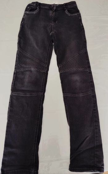 Jean Vertbaudet taille 14 ans