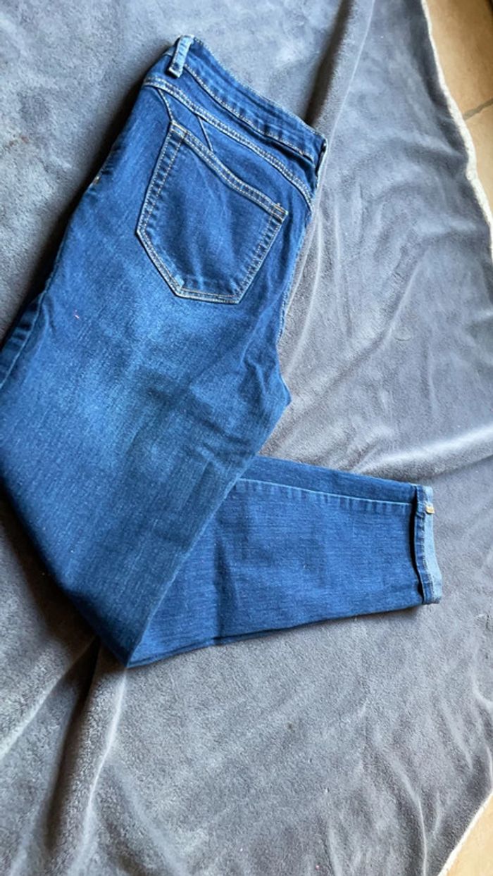 Jeans bleu taille basse en 36 - photo numéro 2