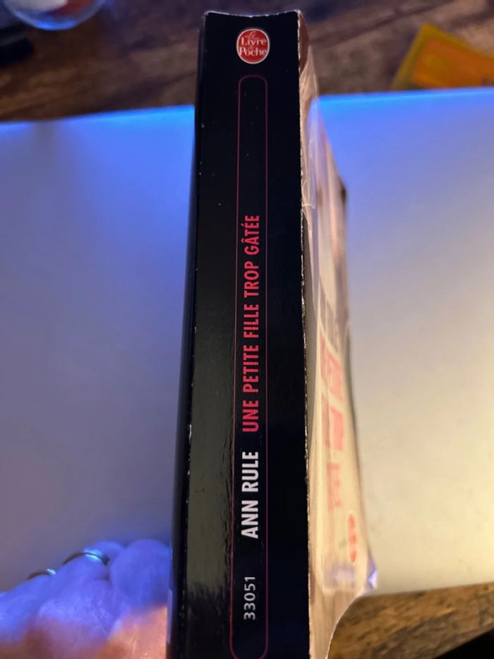 une petite fille trop gâtée - photo numéro 3