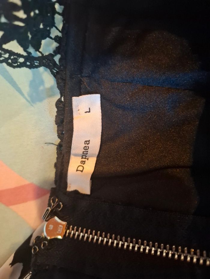 Robe noir sans manche - photo numéro 3