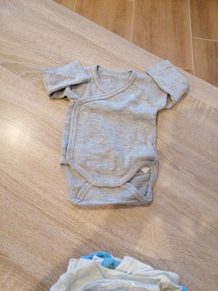 Lot bodies - photo numéro 2