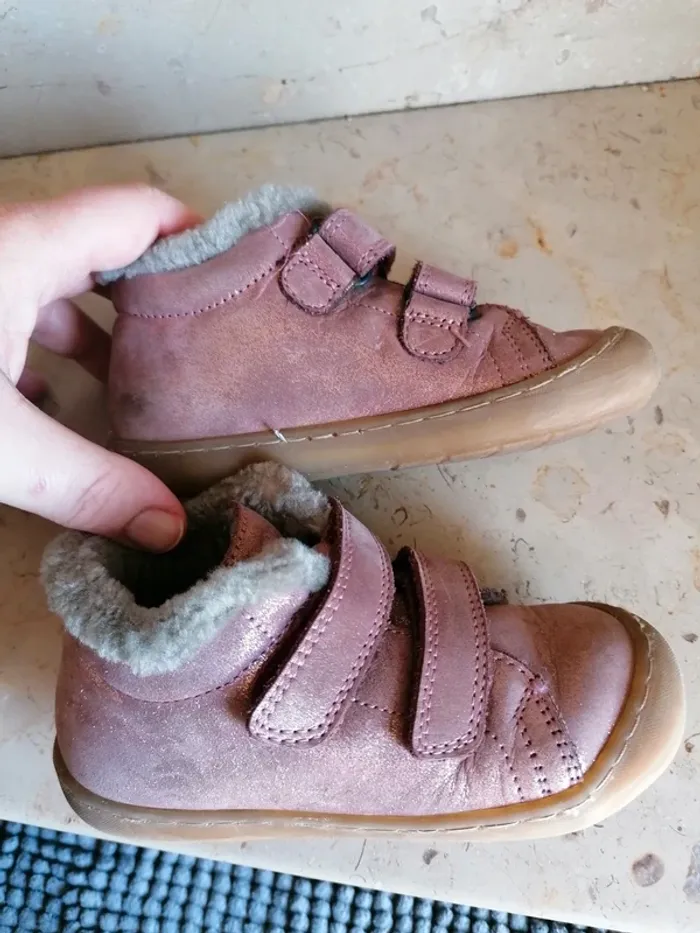 Bottines hiver taille 25 - photo numéro 3