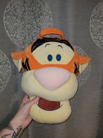 Peluche tête tigrou coussin disney