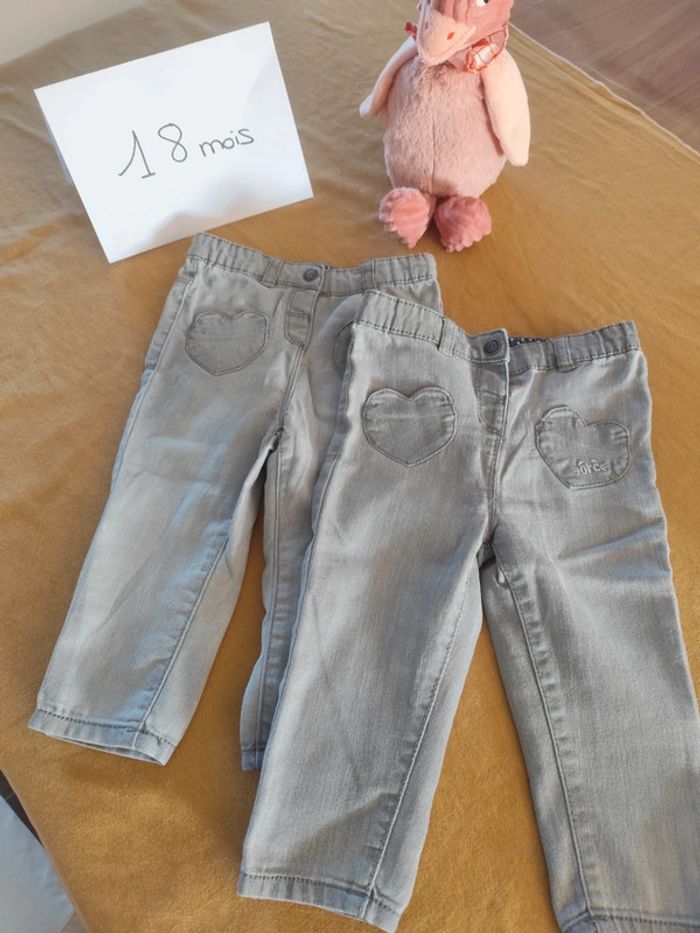 Lot de 2 jeans 18 mois