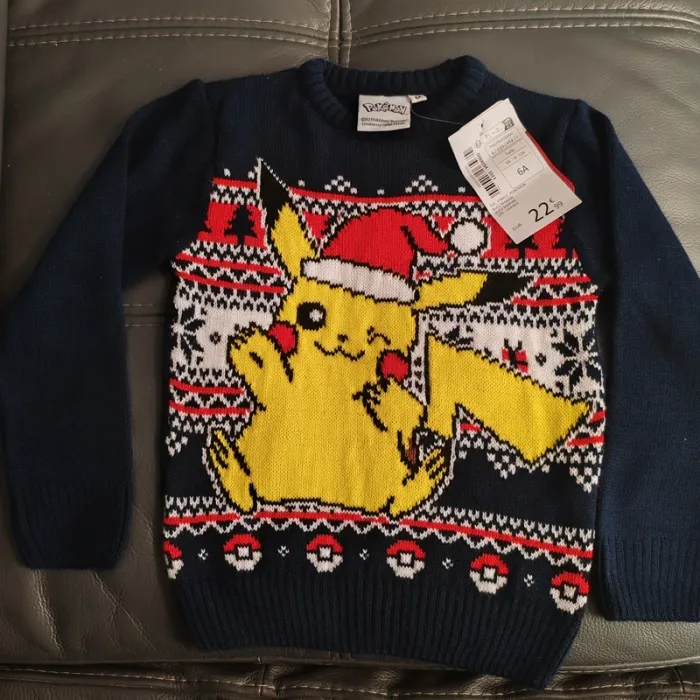 Pull noël hiver Pikachu 6 ans Pokémon (Neuf)