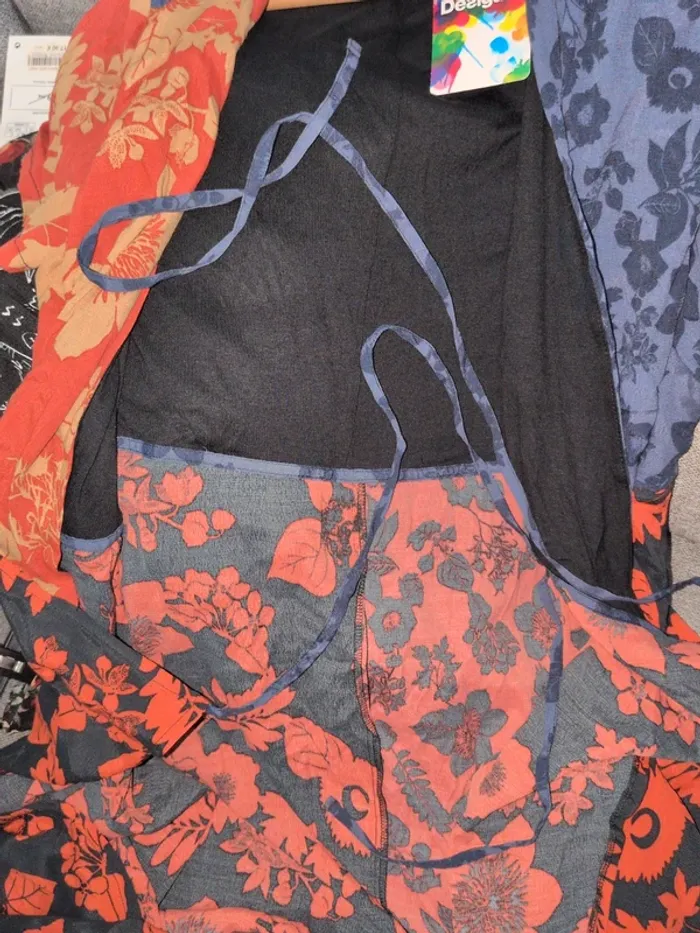 Robe Desigual Taille 42 - Neuve avec Étiquette - photo numéro 3