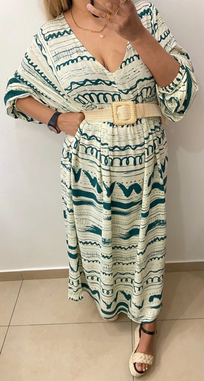 Jolie Robe longue Légère Fluide Imprimée Taille Unique - photo numéro 4