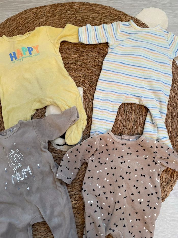 4 grenouillère - photo numéro 3