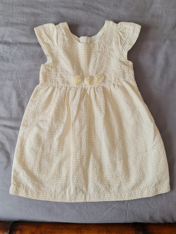 Robe.