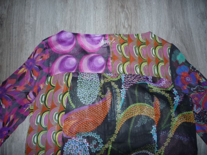 CHEMISIER ML NOIR AVEC MOTIFS MULTICOLORES "DESIGUAL" - TAILLE XL - n°01 - photo numéro 3