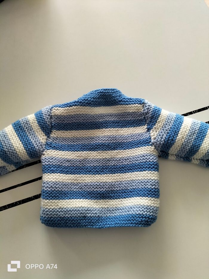 Garçon 3 mois 🩵 Gilet en laine Tricolore - photo numéro 5