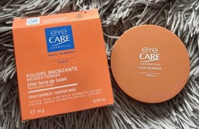 Eye Care Poudre bronzante effet terre de soleil N900 peau claire de 10g - photo numéro 1