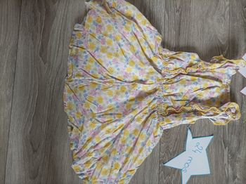 Robe fleurie 2-3 ans