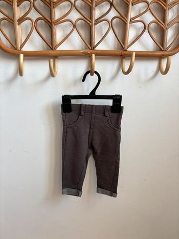 Jegging gris Kiabi 6 mois