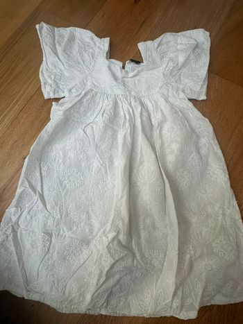 Robe brodée kiabi