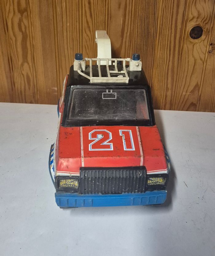 Jouet ancien en métal camion dépanneuse à friction joustra vintage - photo numéro 2