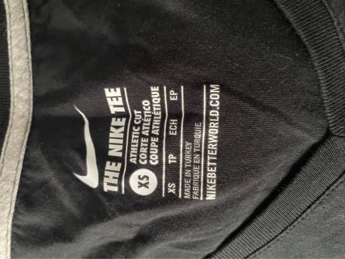 Tee-shirts taille XS - photo numéro 4