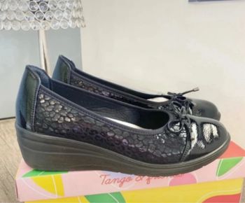 Ballerines compensées cuir noir croco pointure 39