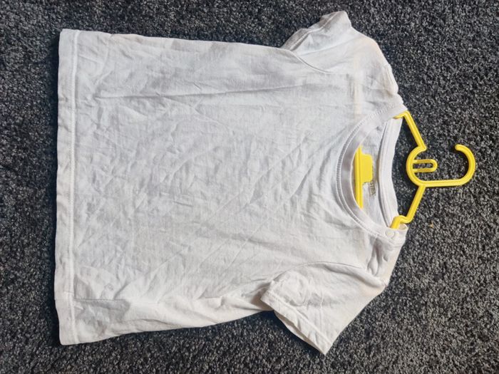 T-shirt 3 ans. - photo numéro 2