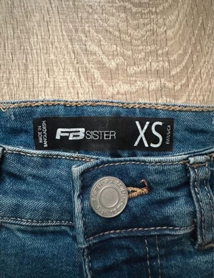 Short jean - photo numéro 3