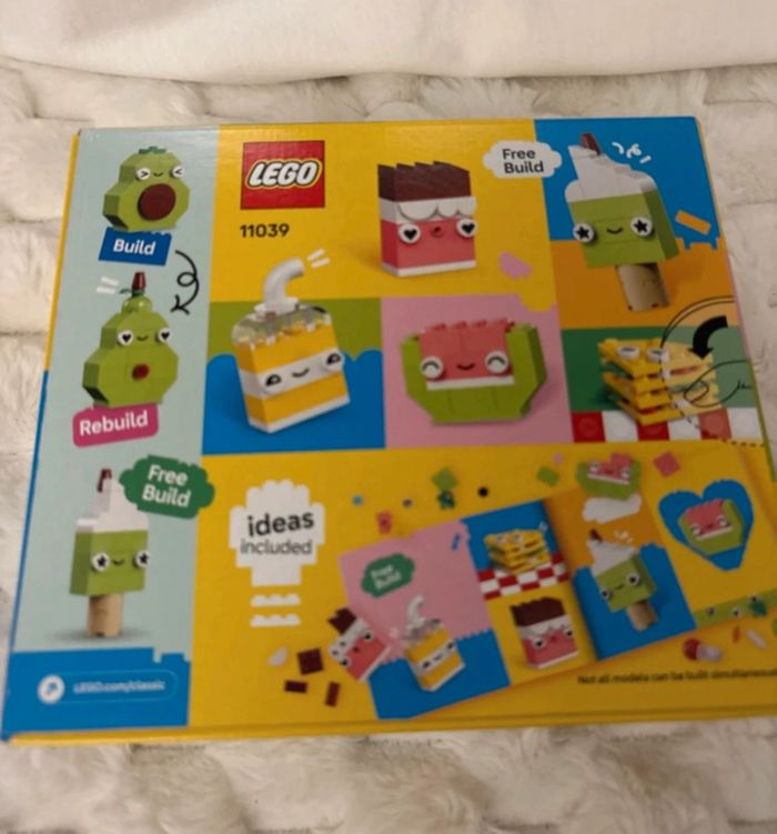 Petit lego Classic - photo numéro 2